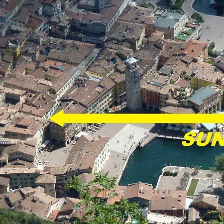 Appartamento Sunrise - Centro Storico N1 Riva del Garda Kültér fotó